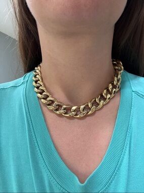 Bold Gold Chain Necklace
